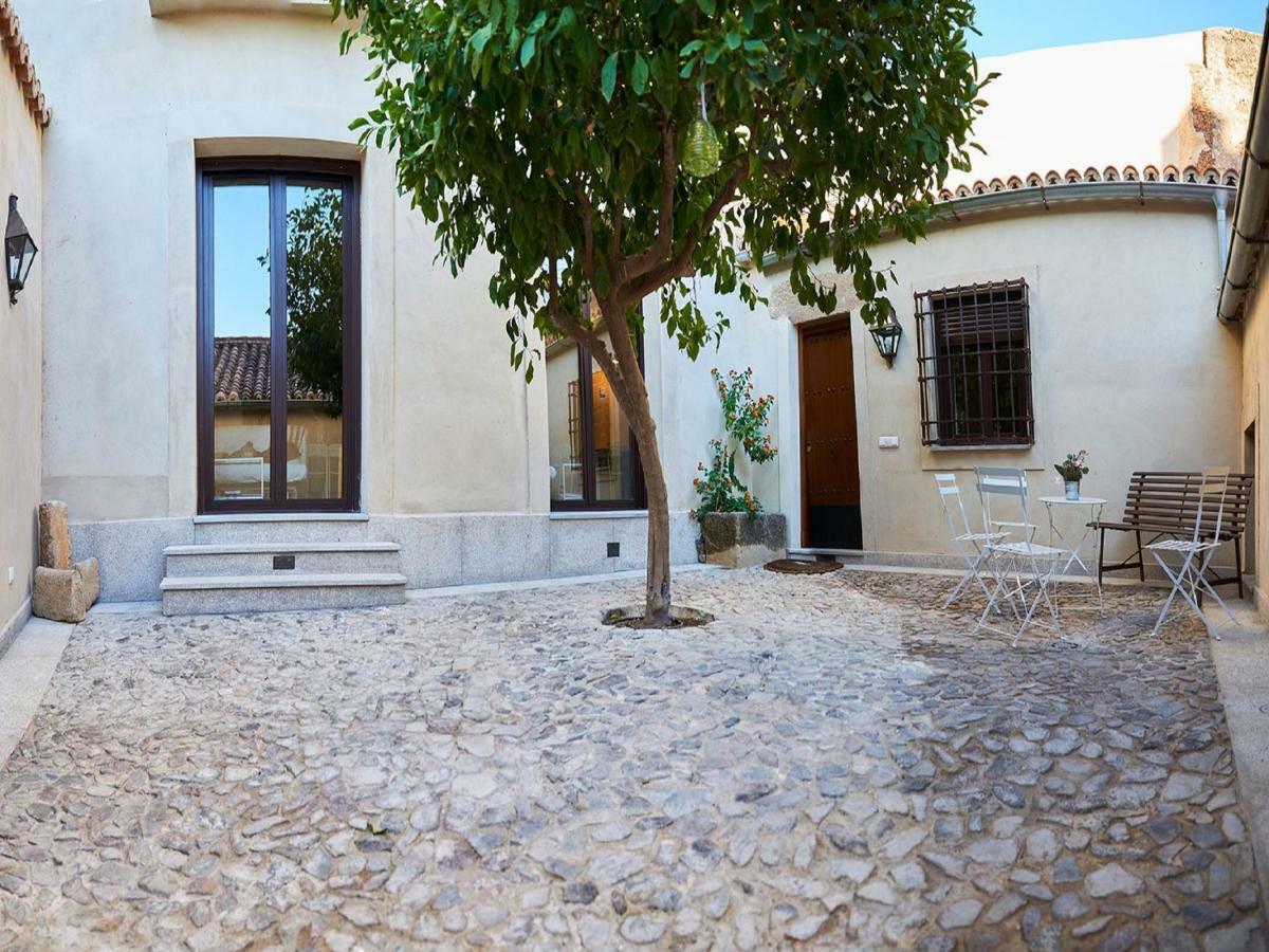 Apartamentos San Pablo Caces Extérieur photo