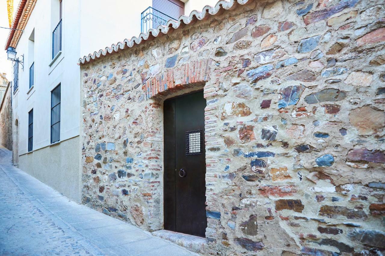 Apartamentos San Pablo Caces Extérieur photo